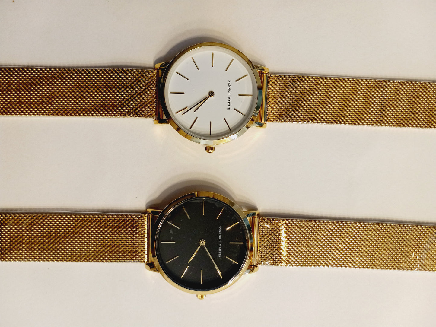 Reloj Dorado Moderno