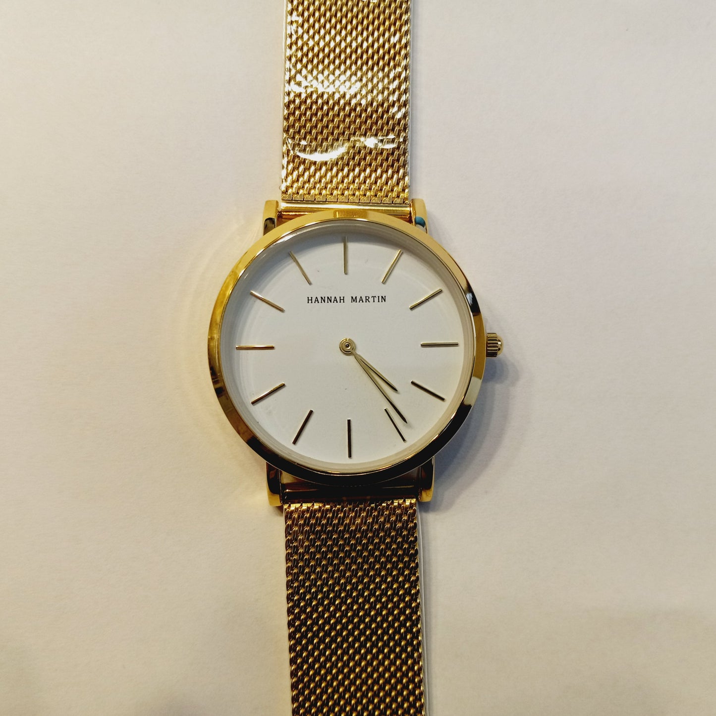 Reloj Dorado Moderno