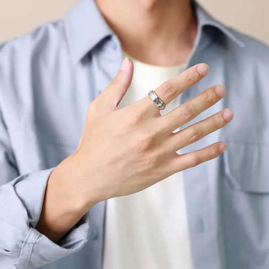 Anillo Letras Plateado